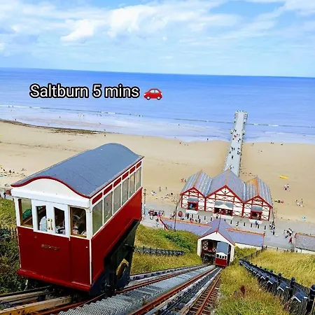 Family Friendly Saltburn With Seaview 펜션